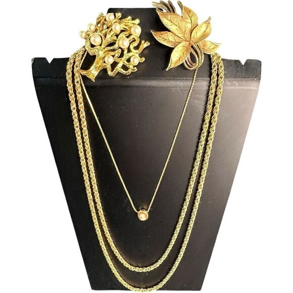 CROWN TRIFARI 4 Item Gold-Tone Jewelry Bundle Bonsai Tree of Life Cameo Necklace - Picture 1 of 9